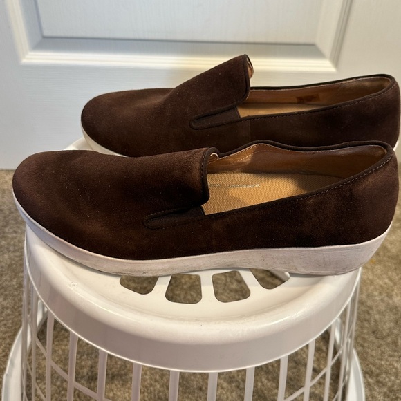 Women’s FitFlop Brown Slip-On Shoes - Picture 4 of 6